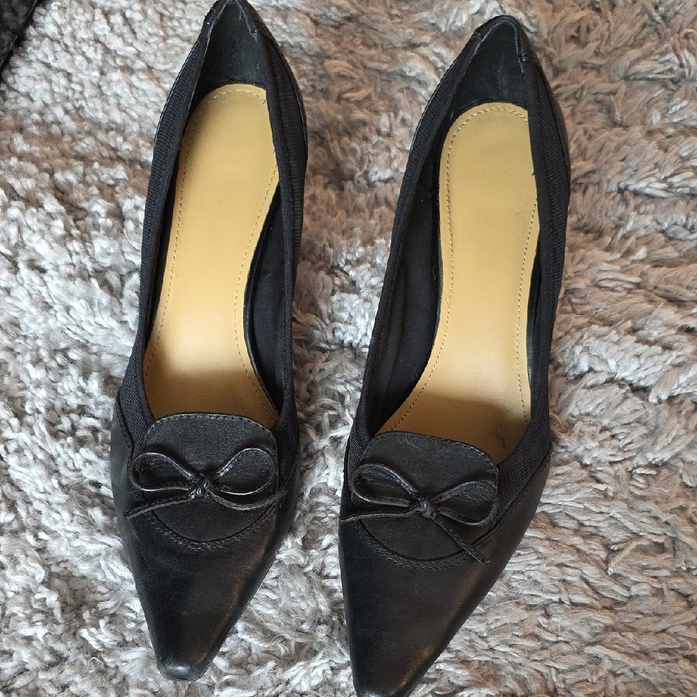 Elegant Black Women's Shoes